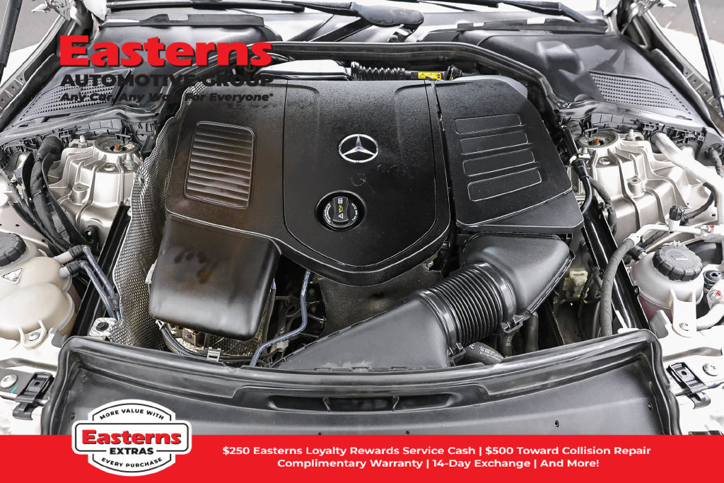 Used 2023 Mercedes-Benz C 300 4MATIC Sedan image 8