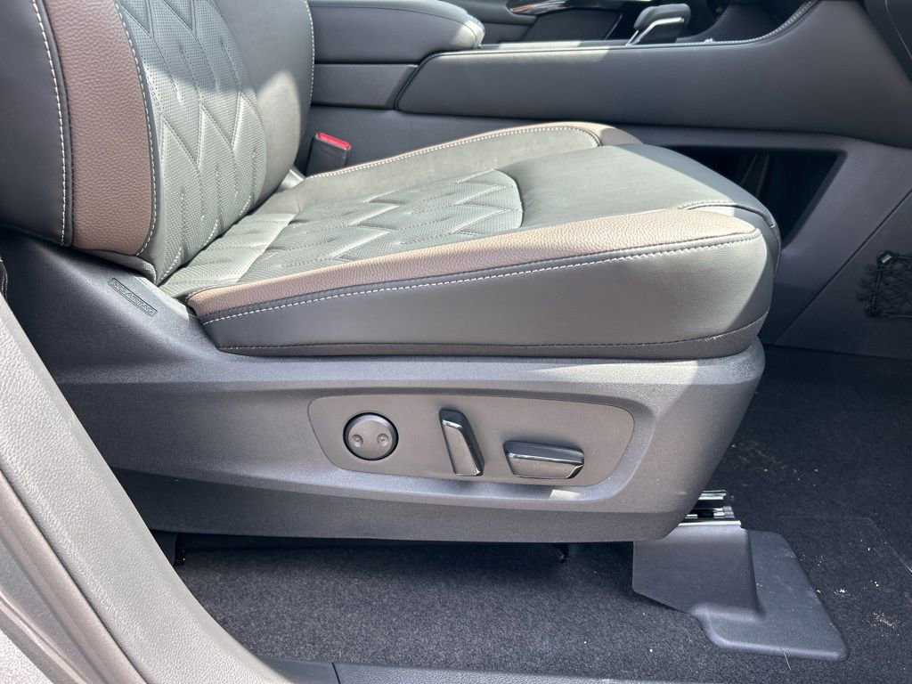New 2026 Nissan Pathfinder Platinum w/ Cargo Package image 44