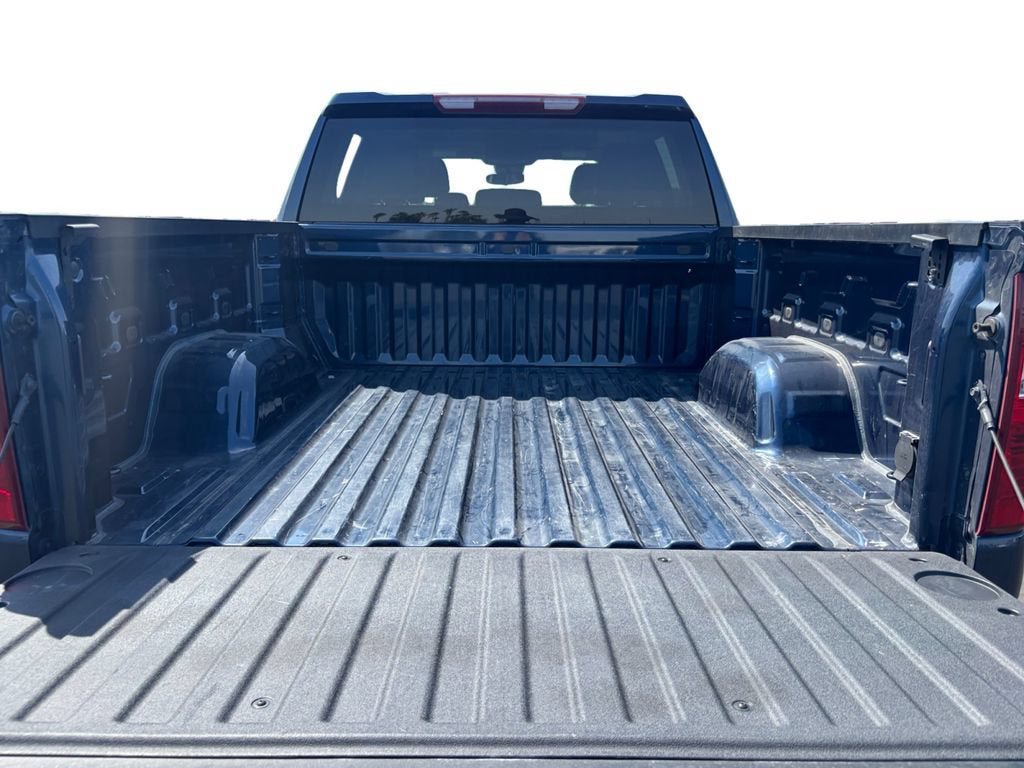 Certified 2023 Chevrolet Silverado 1500 Custom AWD/4WD image 19