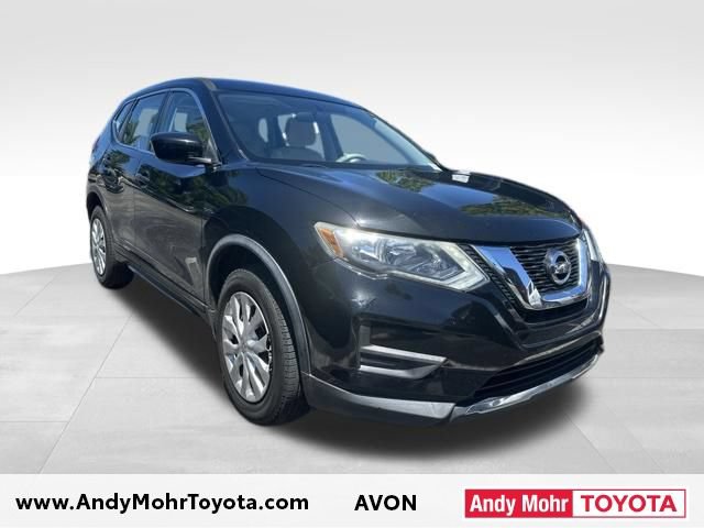 Used 2017 Nissan Rogue S AWD/4WD image 1