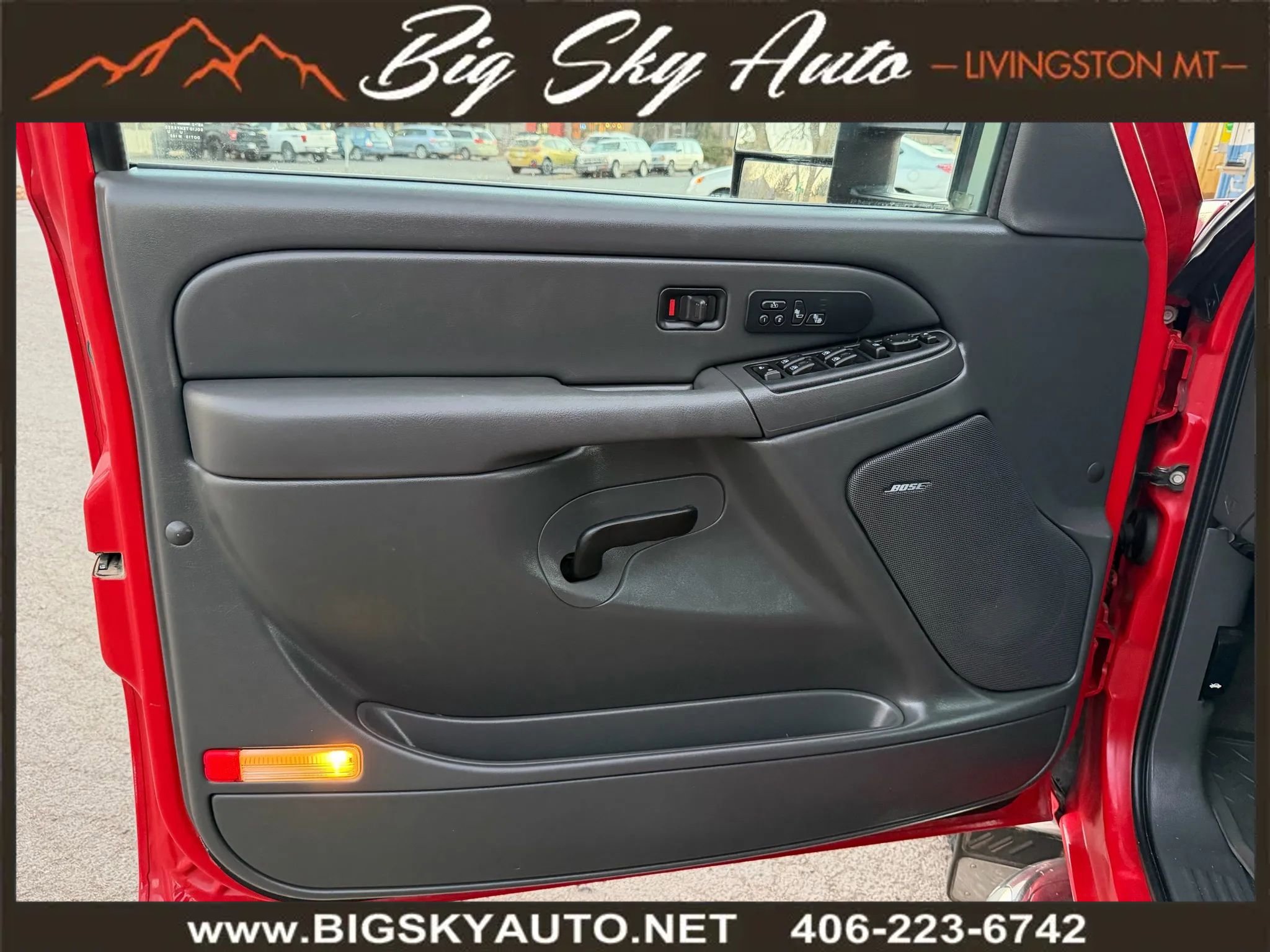 Used 2007 Chevrolet Silverado 2500 LT w/ Heavy-Duty Power Package image 12