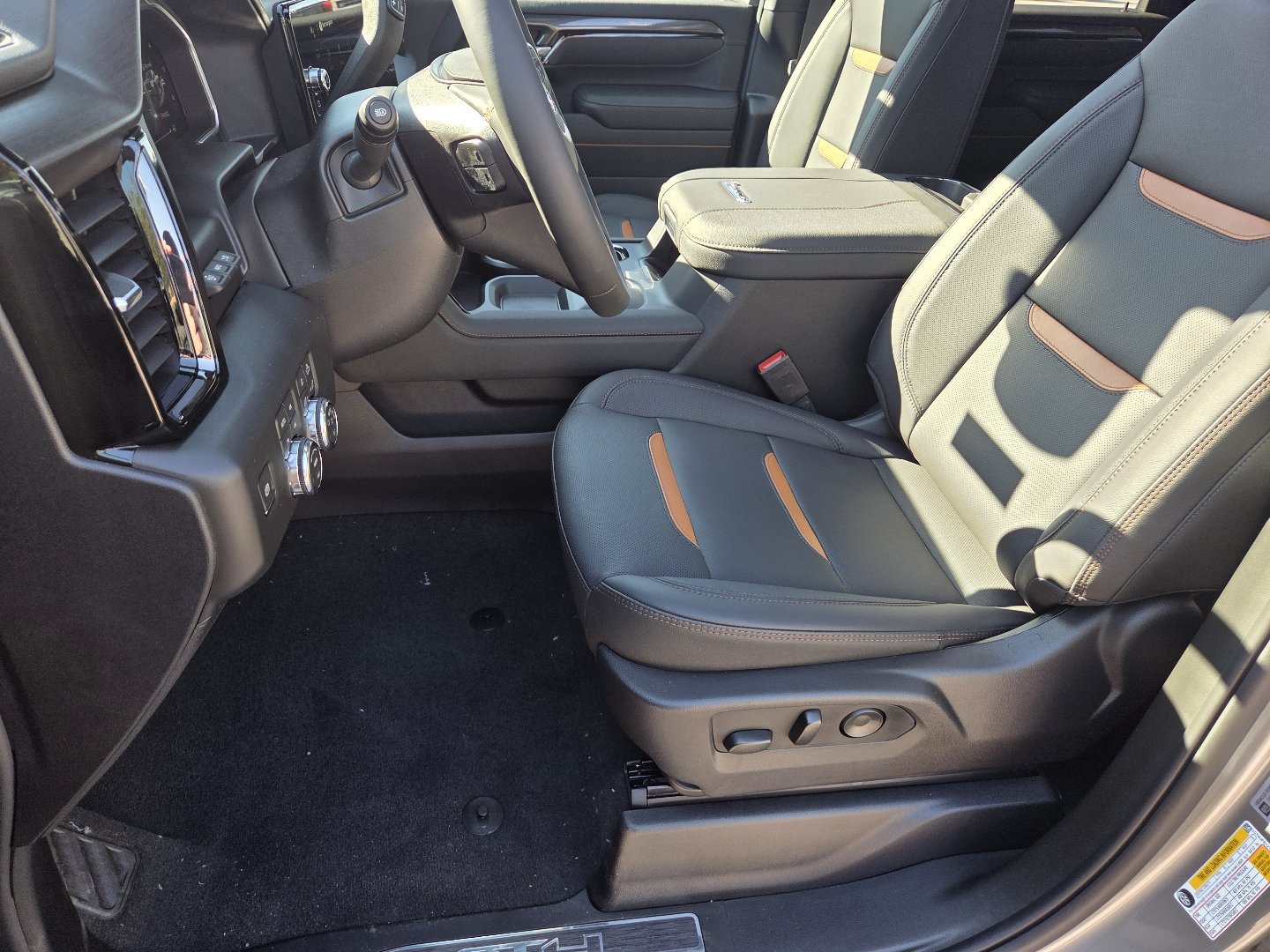 New 2026 GMC Sierra 2500 AT4 AWD/4WD image 26