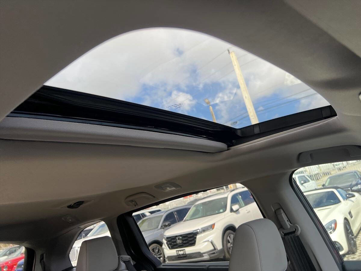 Used 2024 Honda Odyssey EX-L image 15