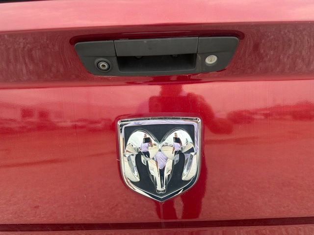 Used 2014 RAM 2500 Tradesman w/ Chrome Appearance Group AWD/4WD image 5