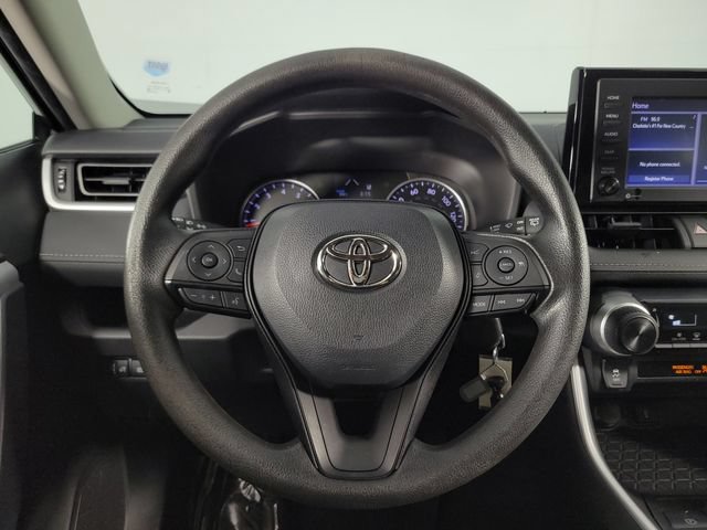 Used 2022 Toyota RAV4 LE FWD image 21