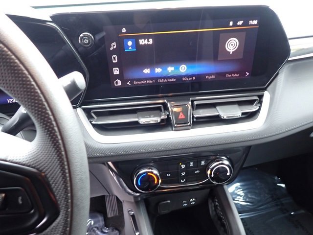 Used 2024 Chevrolet TrailBlazer LT image 23