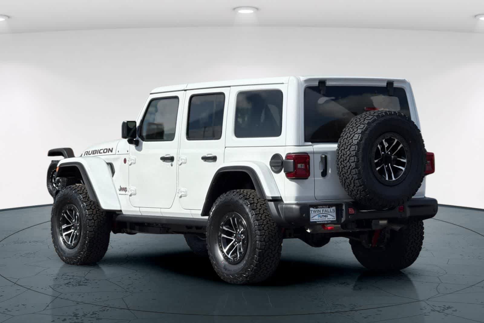 New 2026 Jeep Wrangler Unlimited Rubicon AWD/4WD image 8