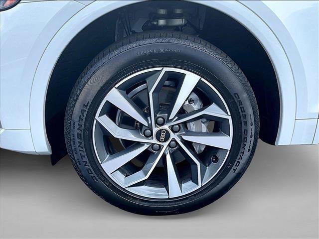 Used 2022 Audi Q5 2.0T Premium Plus w/ Premium Plus Package AWD/4WD image 10