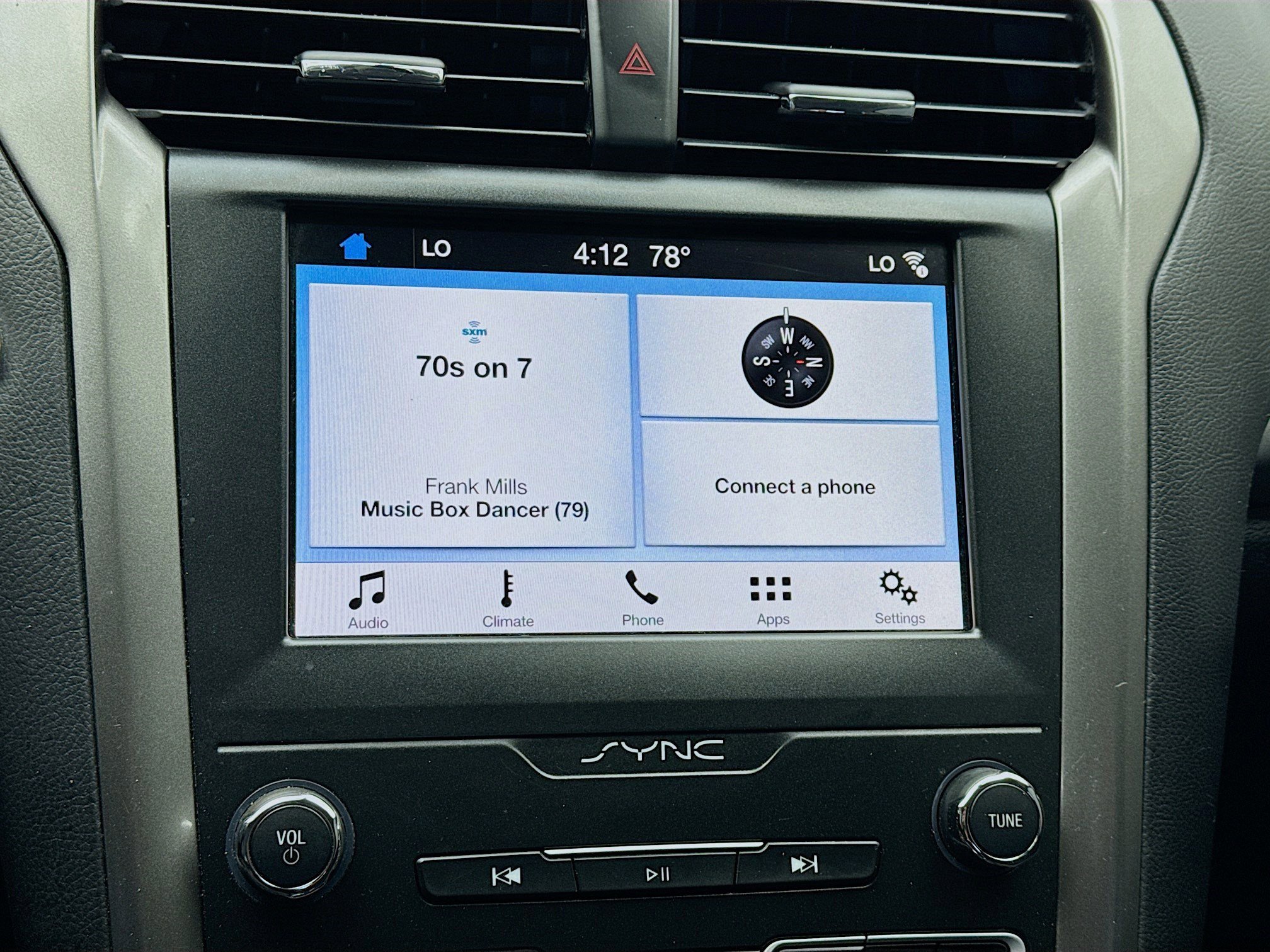 Used 2019 Ford Fusion SE image 9