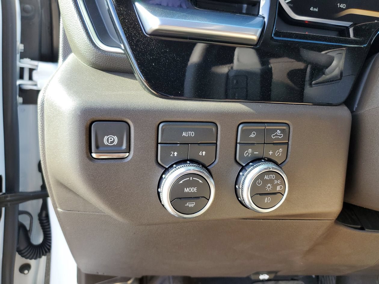 New 2026 GMC Sierra 1500 SLT w/ SLT Premium Package AWD/4WD image 32