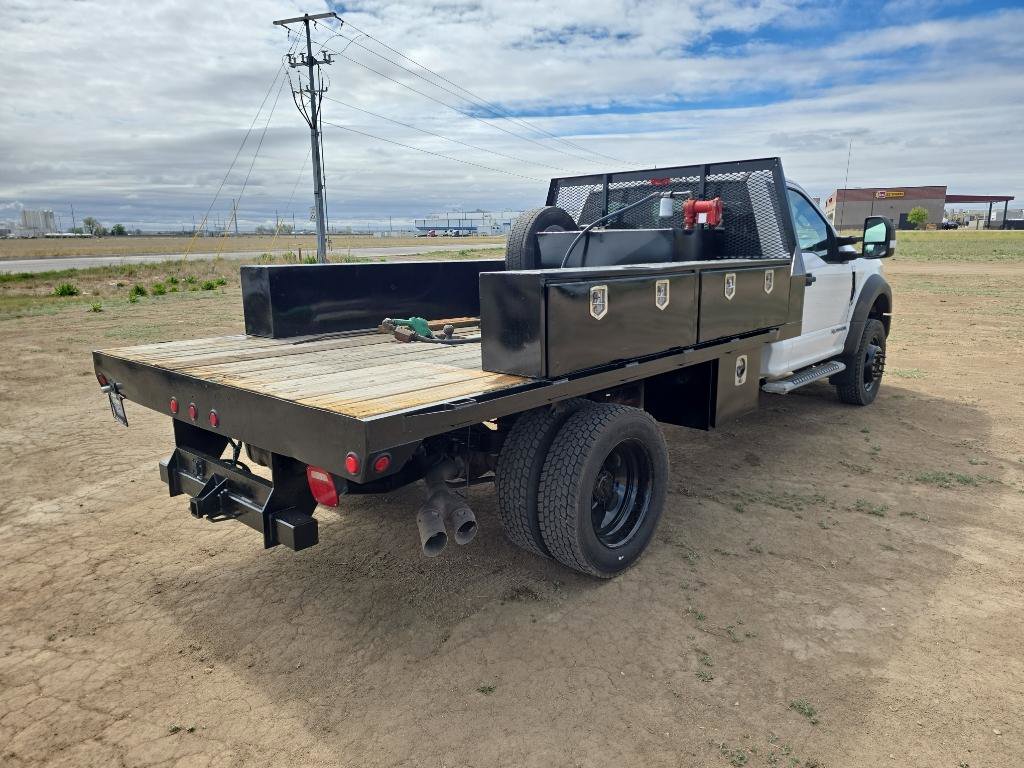 Used 2018 Ford F550 4x4 Regular Cab Super Duty image 5