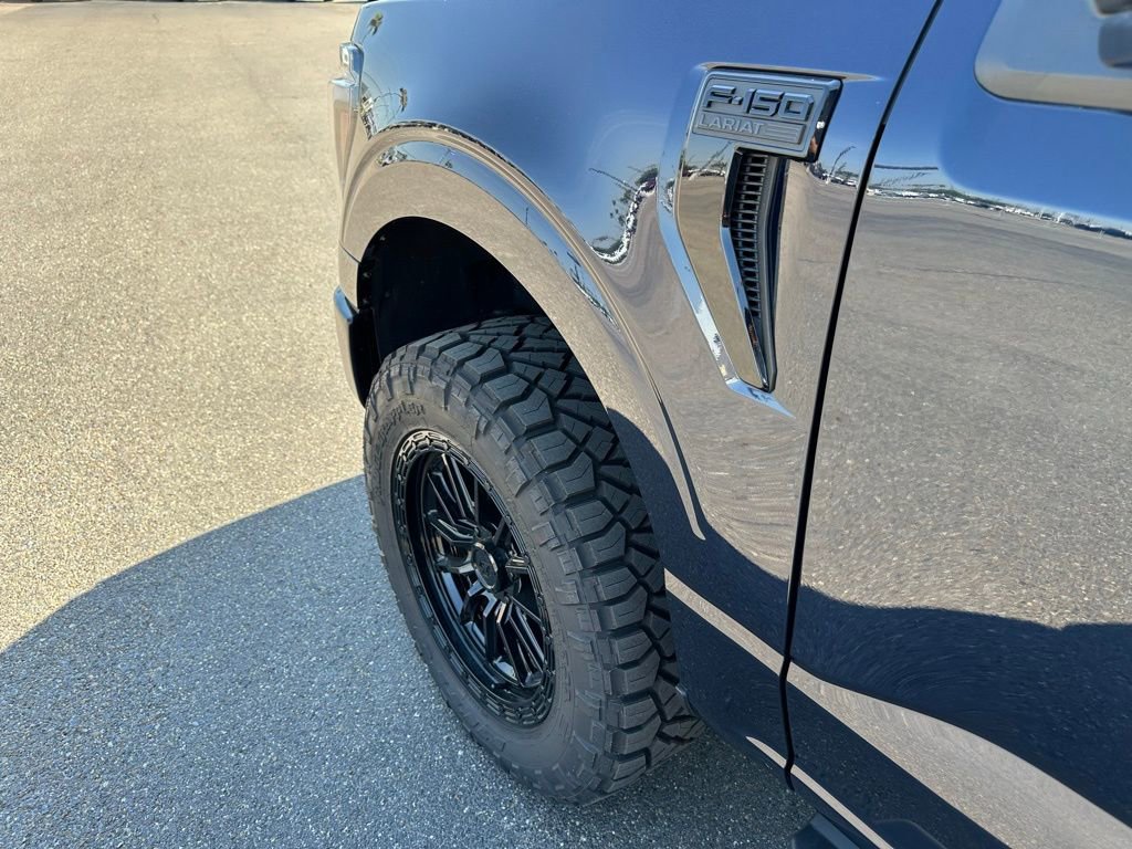 New 2025 Ford F150 Lariat w/ Equipment Group 502A High image 27