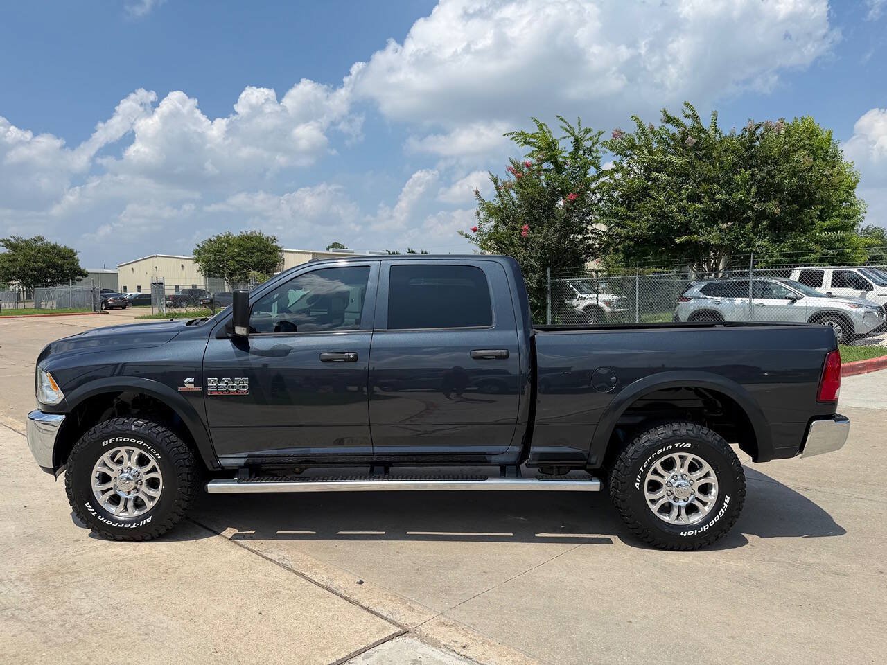 Used 2018 RAM 2500 Tradesman w/ Chrome Appearance Group AWD/4WD image 31