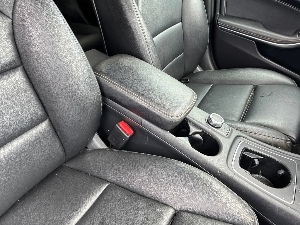 Used 2019 Mercedes-Benz GLA 250 4MATIC image 40