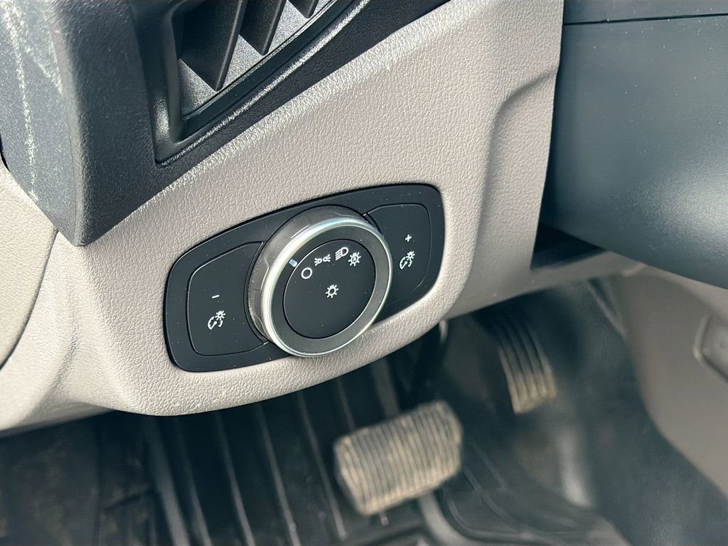 Used 2023 Ford Transit Connect XL image 10