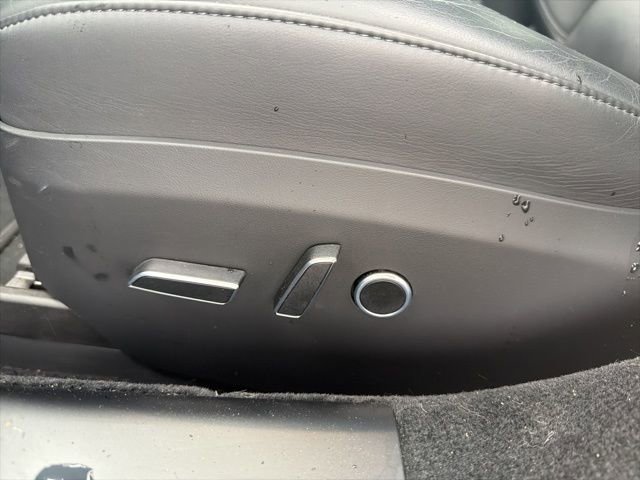 Used 2021 Tesla Model S Plaid image 27