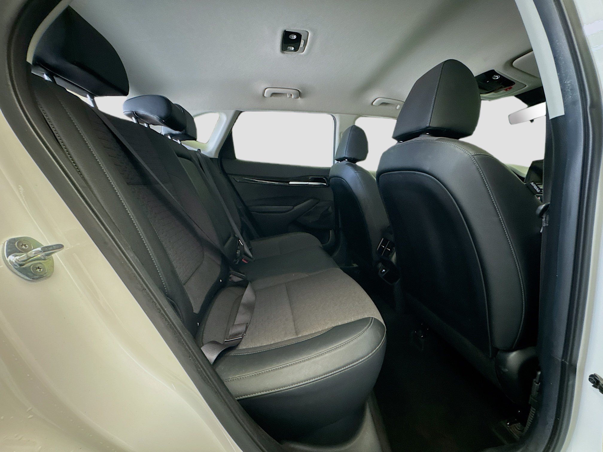 Used 2022 Kia Seltos S FWD image 18