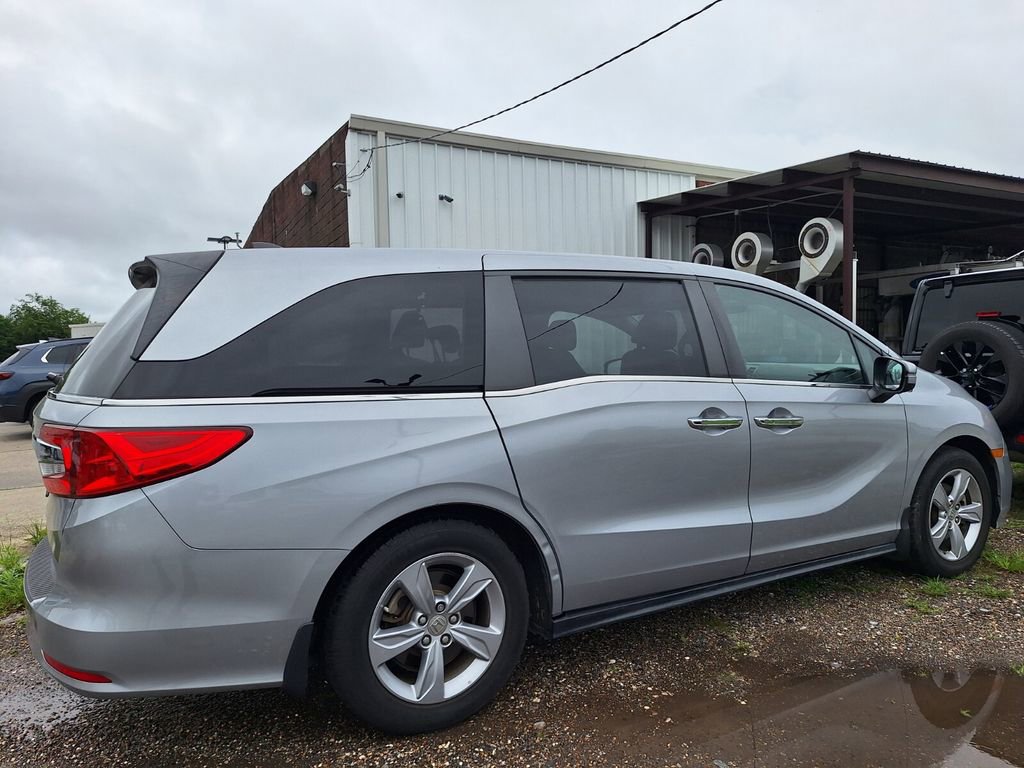Used 2018 Honda Odyssey EX-L image 3