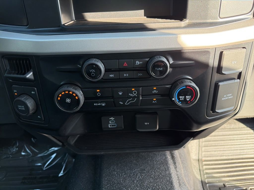 Used 2025 Ford F450 XL w/ XL Chrome Package image 26