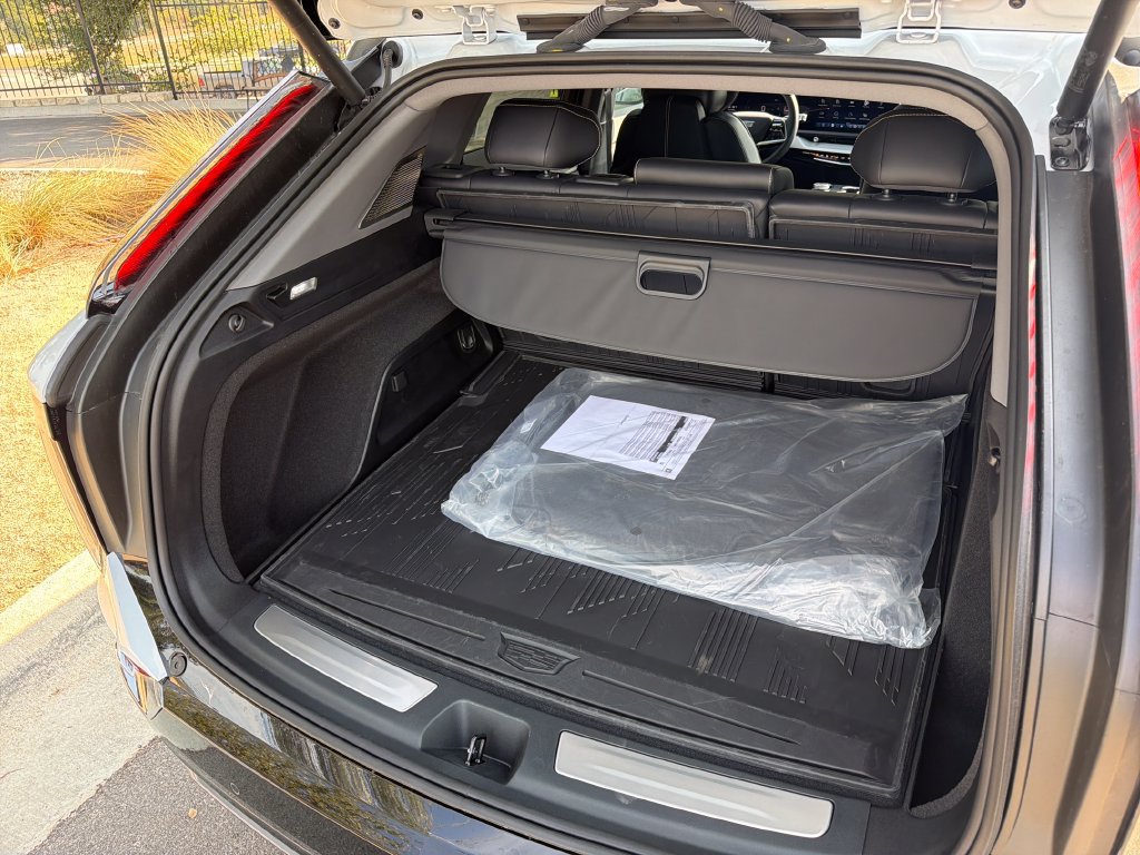 New 2027 Cadillac Optiq Premium Sport RWD image 44