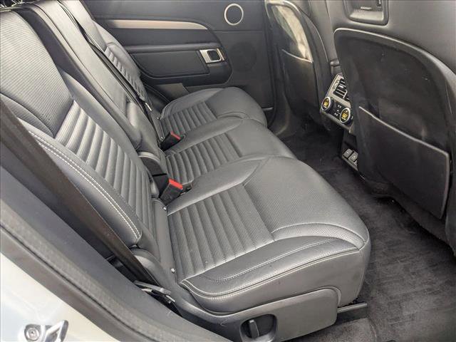 Used 2021 Land Rover Discovery S R-Dynamic image 21
