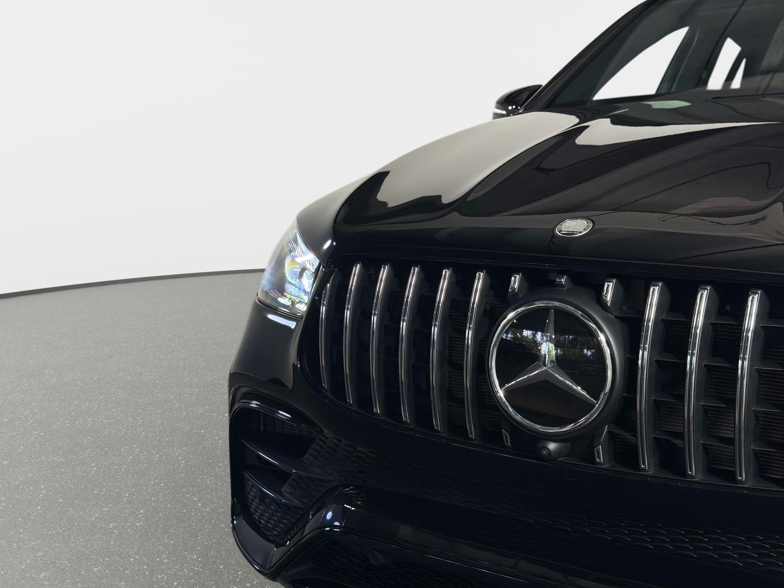Used 2025 Mercedes-Benz GLE 63 AMG S image 11