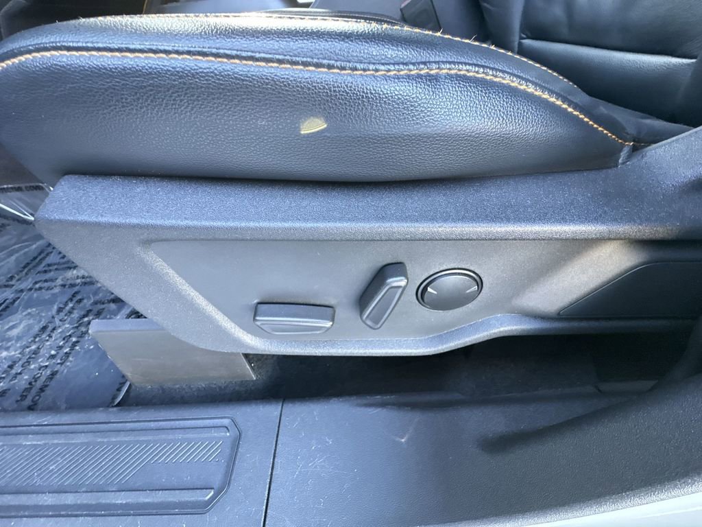 Used 2023 Ford Bronco Badlands image 14