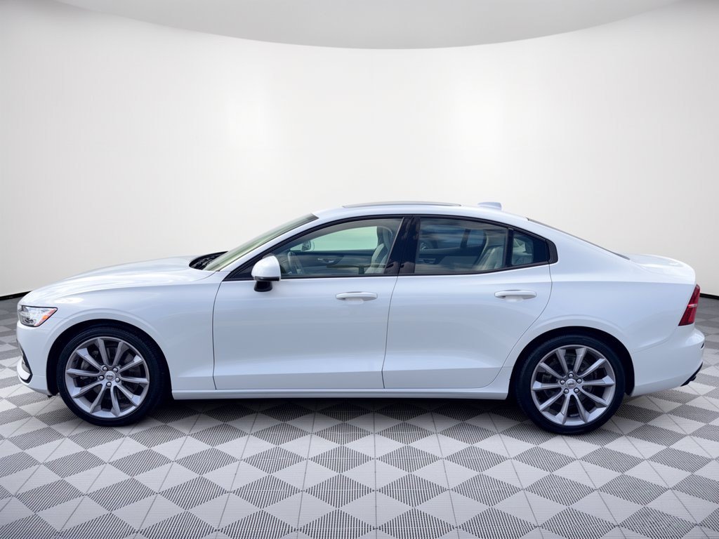 Used 2020 Volvo S60 T6 Momentum AWD/4WD image 2