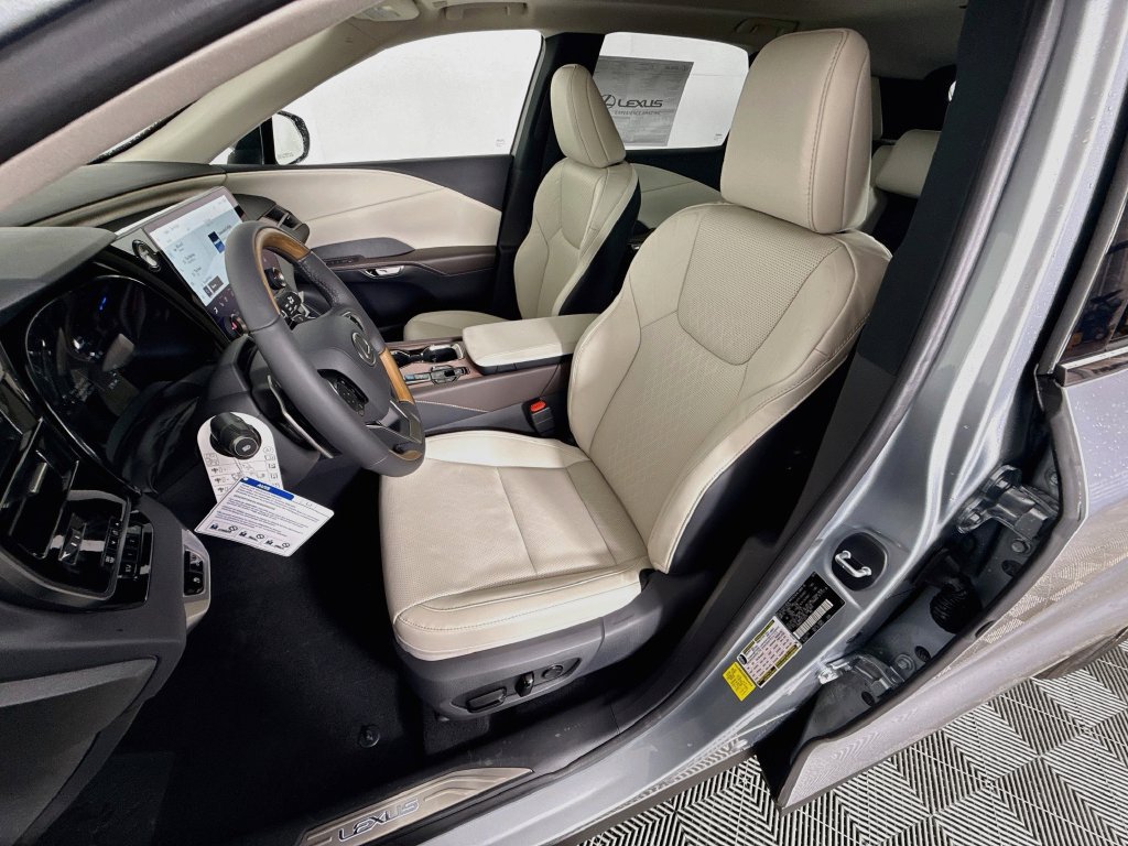 New 2026 Lexus RX 350 w/ Convenience Package AWD/4WD image 16