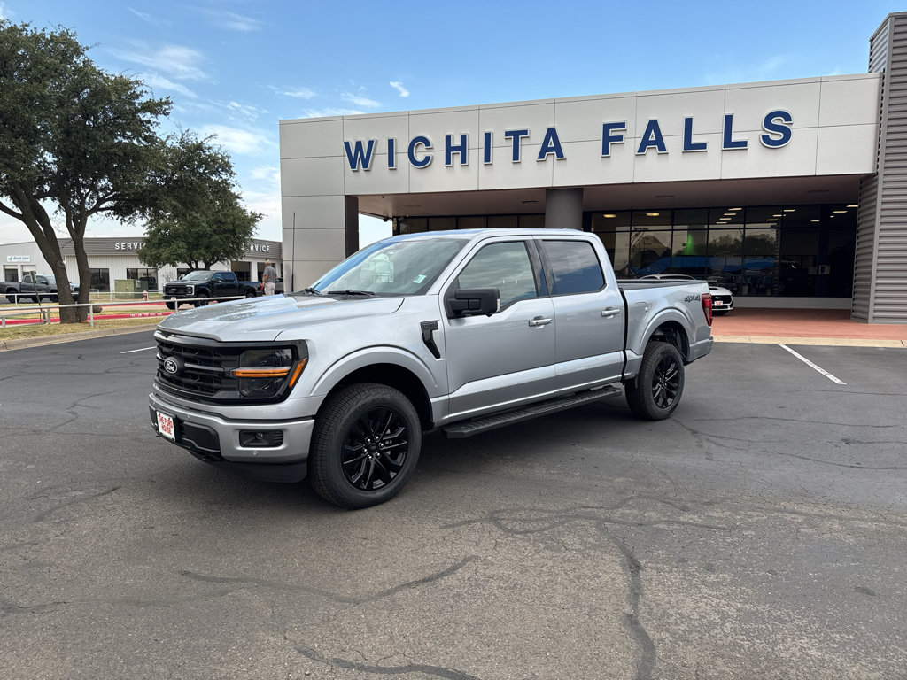 New 2026 Ford F150 XLT w/ Equipment Group 302A MID