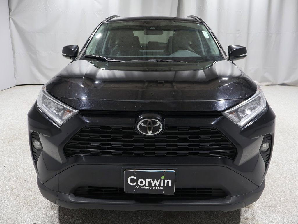 Used 2021 Toyota RAV4 XLE Premium image 7