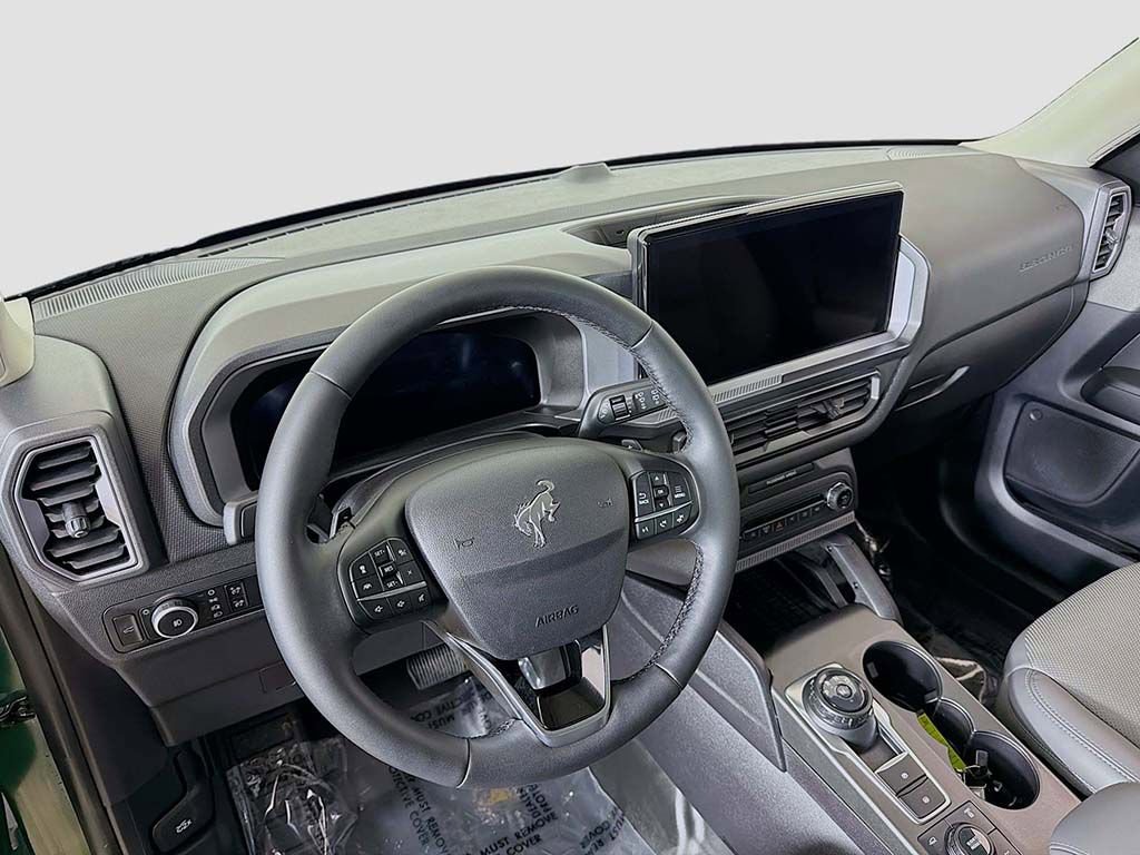 Used 2025 Ford Bronco Sport Badlands image 17