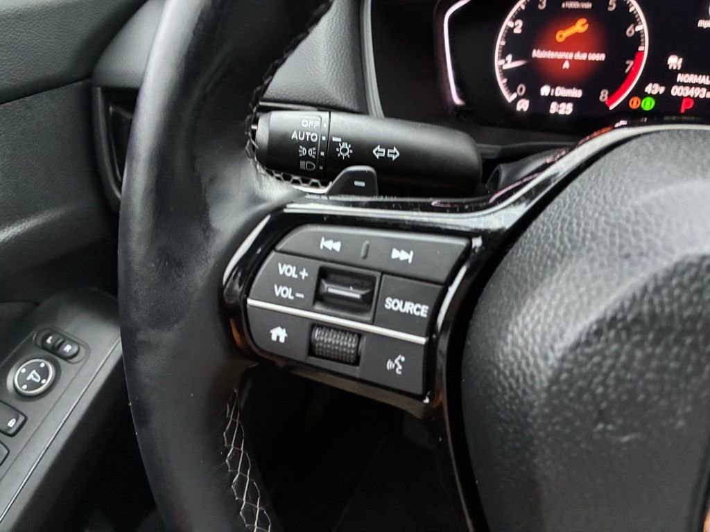 Used 2025 Honda Civic Sport image 25