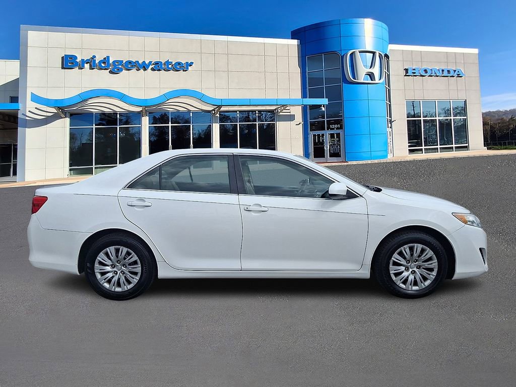 Used 2013 Toyota Camry FWD image 7