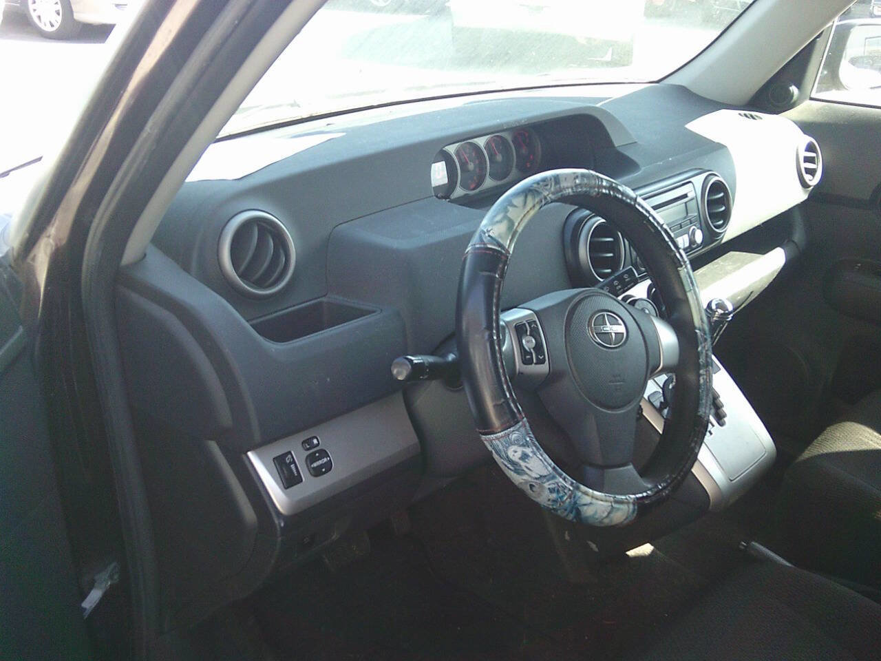 Used 2008 Scion xB image 5