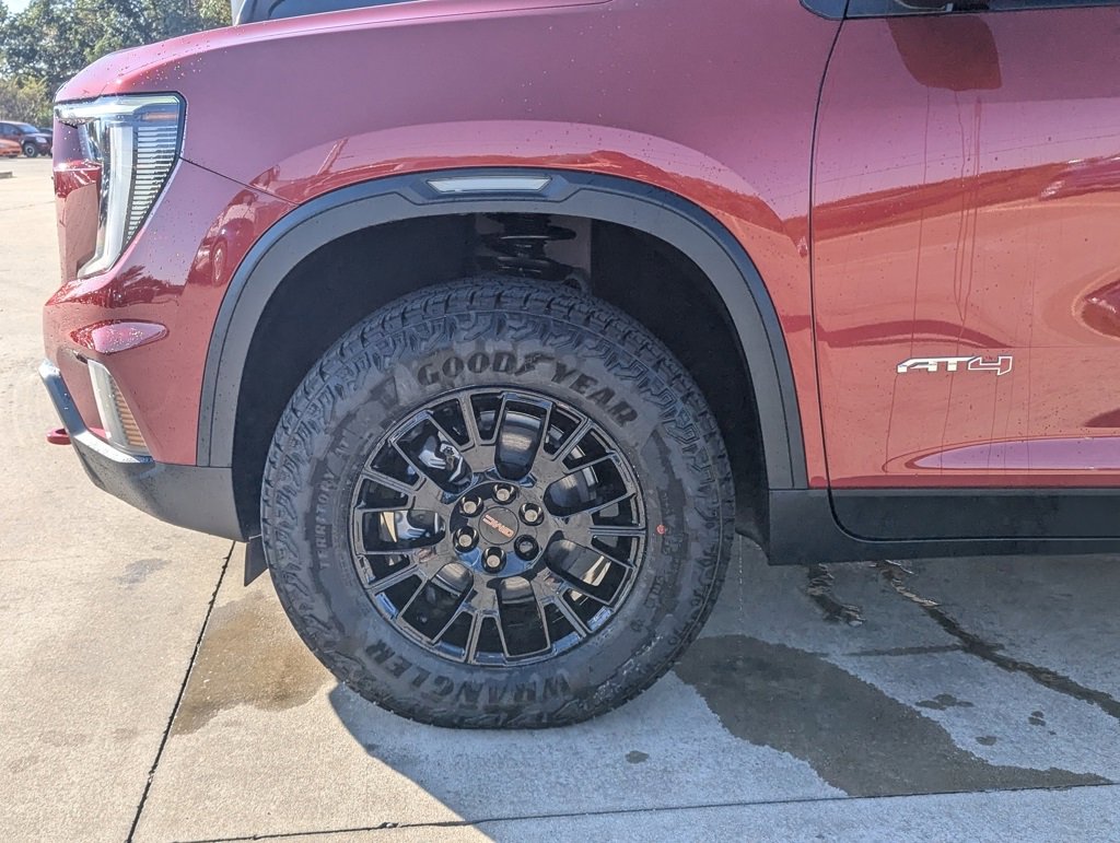 New 2026 GMC Acadia AT4 w/ Luxury Package image 10