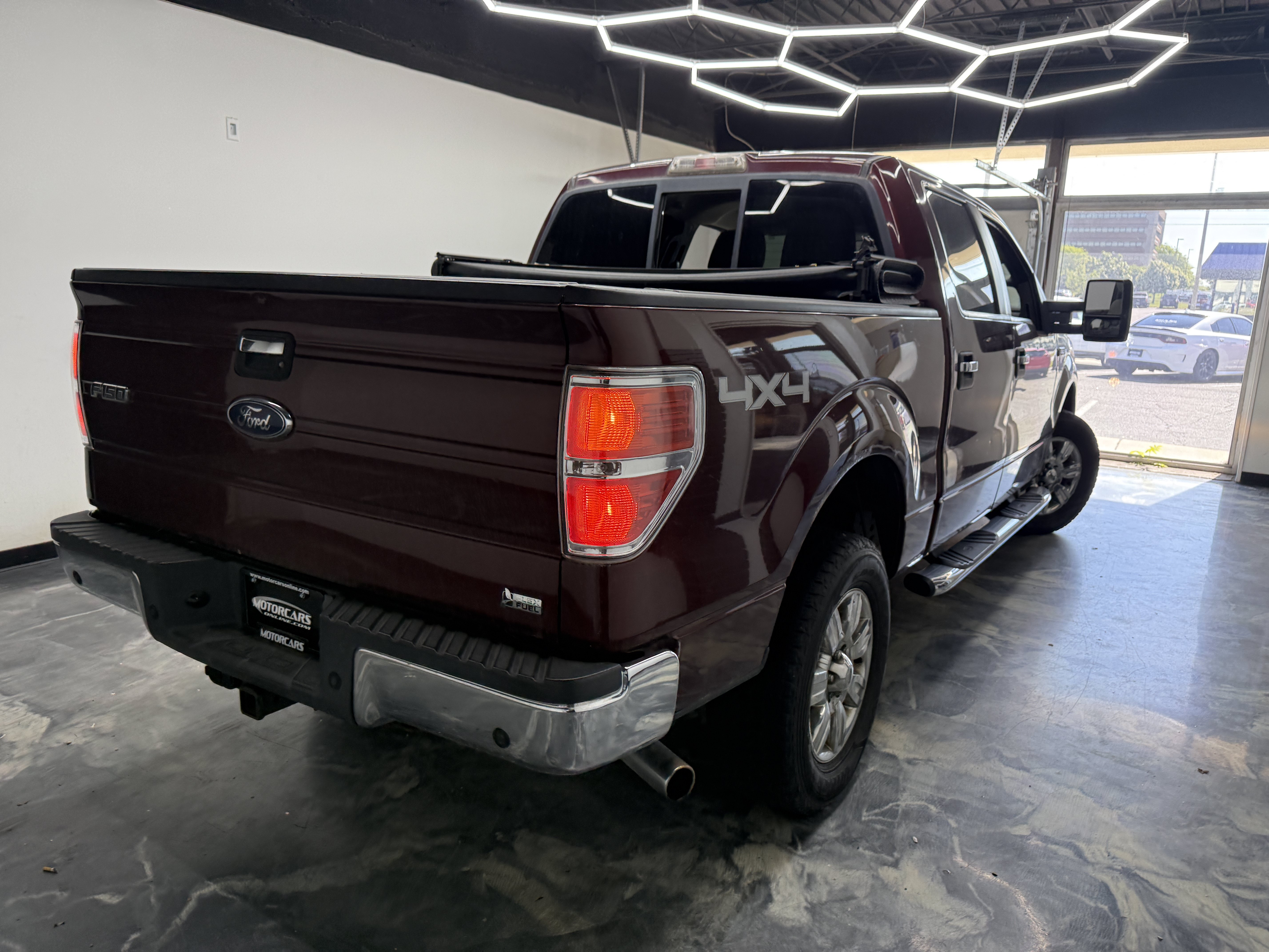 Used 2010 Ford F150 XLT AWD/4WD image 4