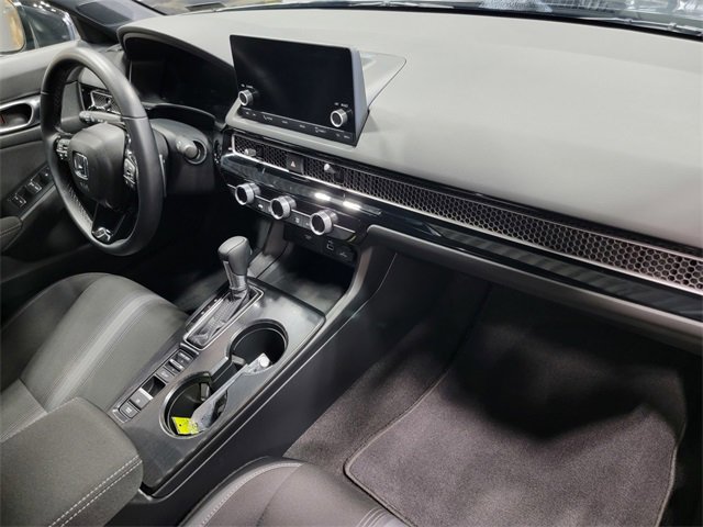 Used 2023 Honda Civic Sport image 18