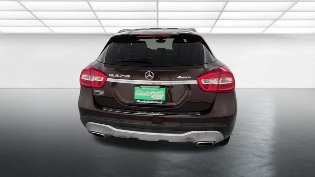 Used 2018 Mercedes-Benz GLA 250 4MATIC image 7