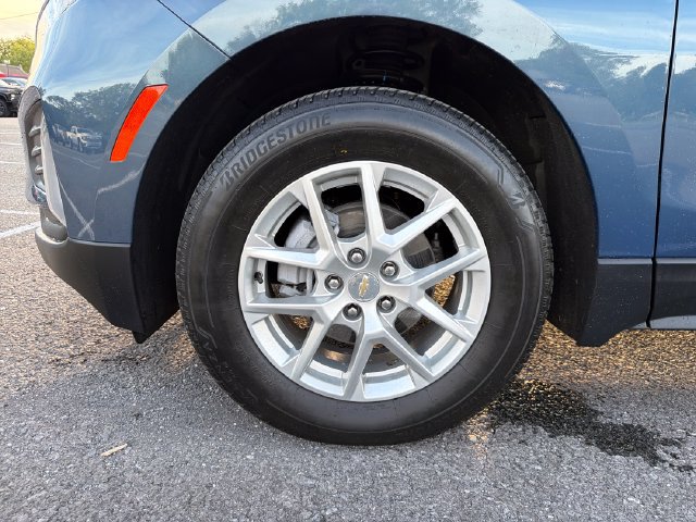 Used 2024 Chevrolet Equinox LT AWD/4WD image 11