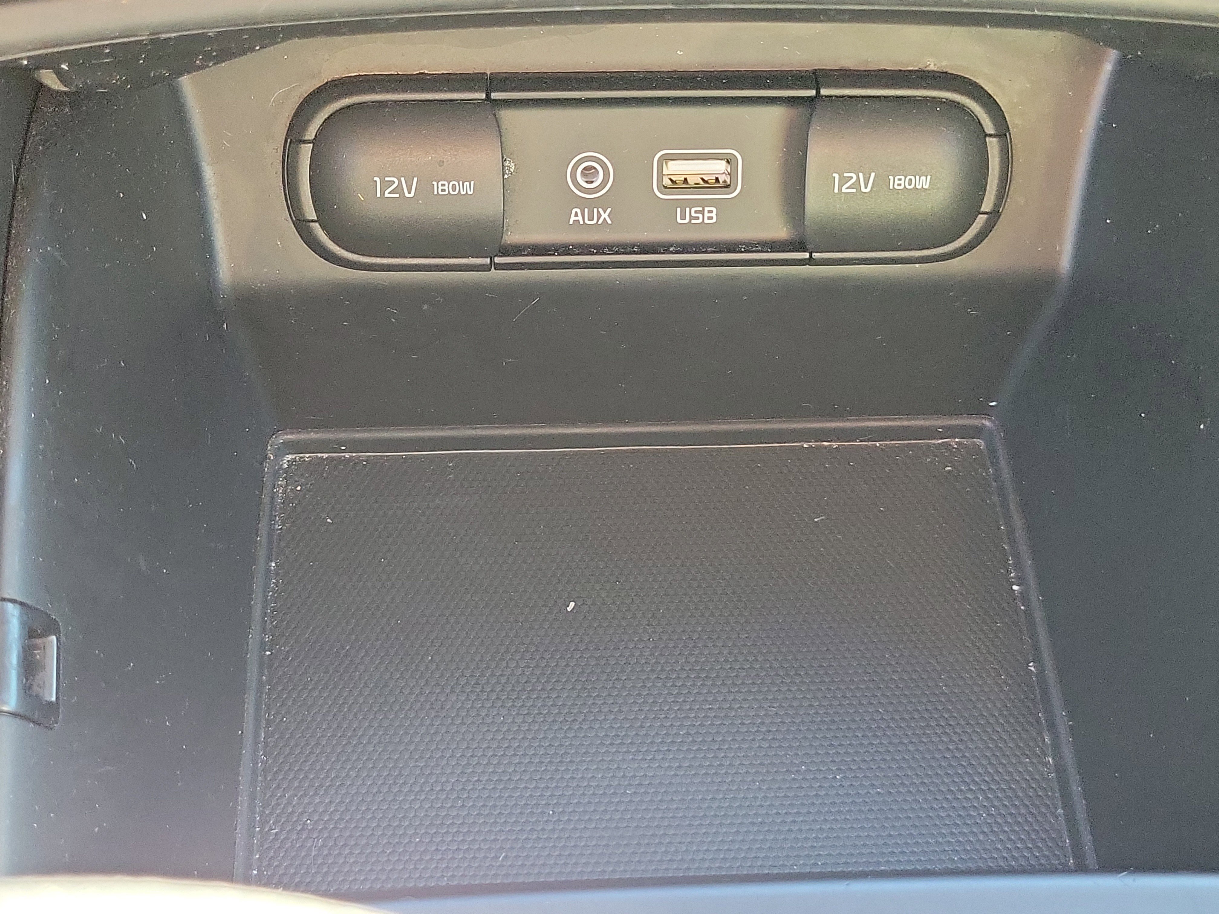 Used 2020 Kia Sorento LX image 24