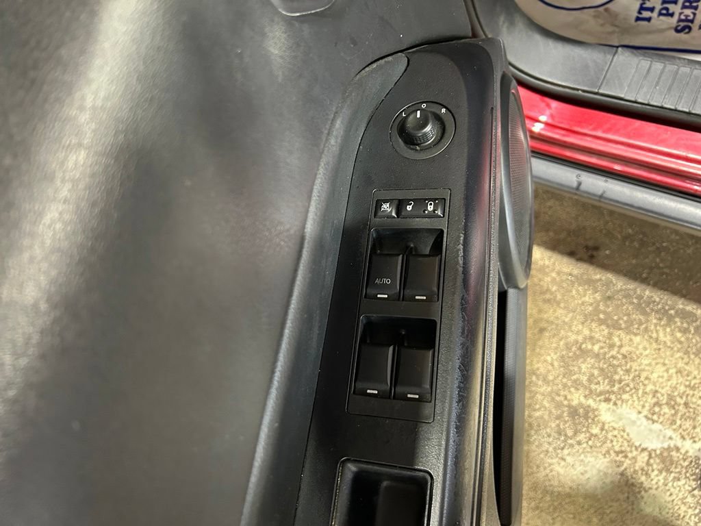 Used 2016 Jeep Patriot High Altitude AWD/4WD image 16