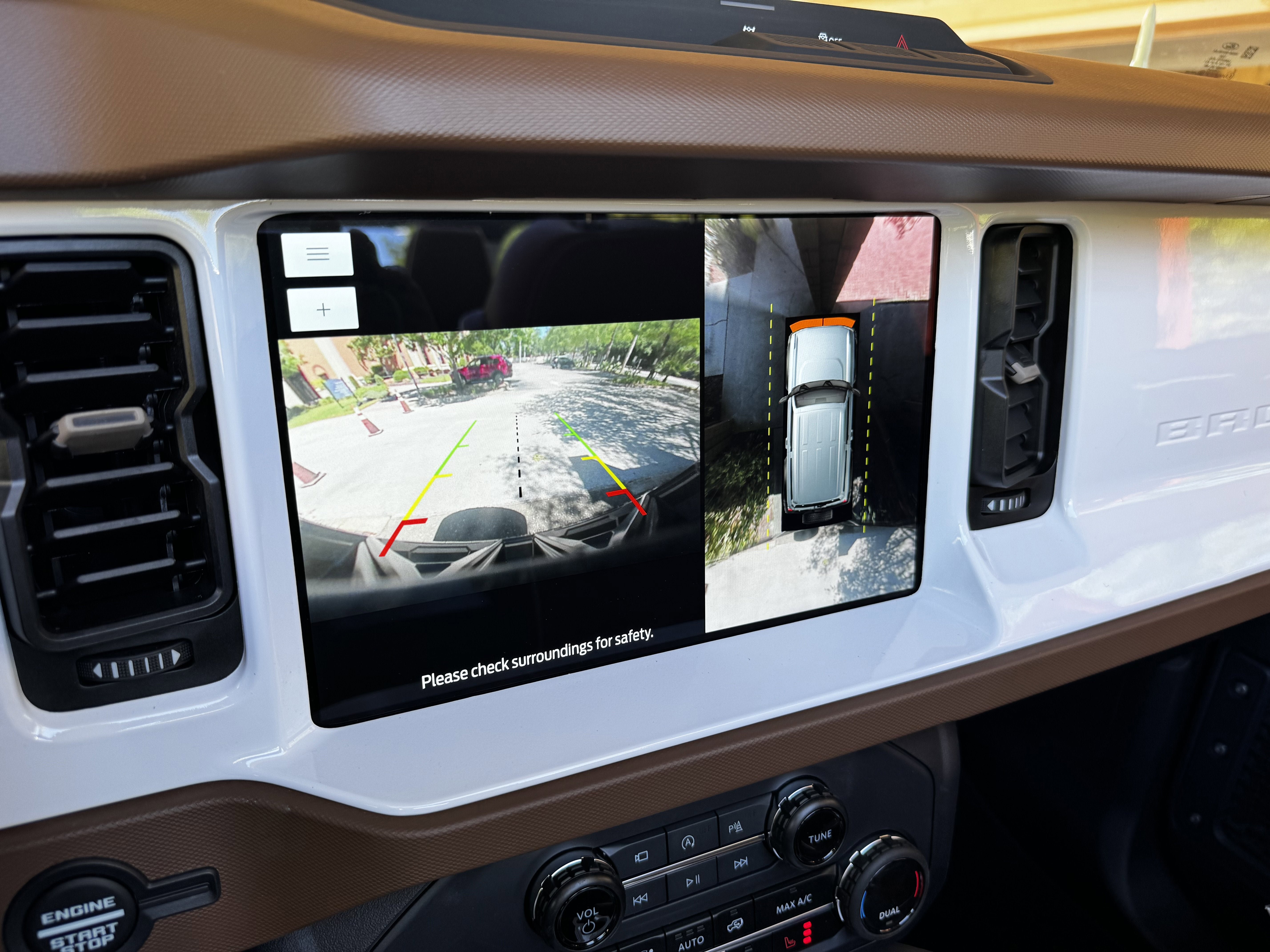 Used 2024 Ford Bronco Outer Banks image 38