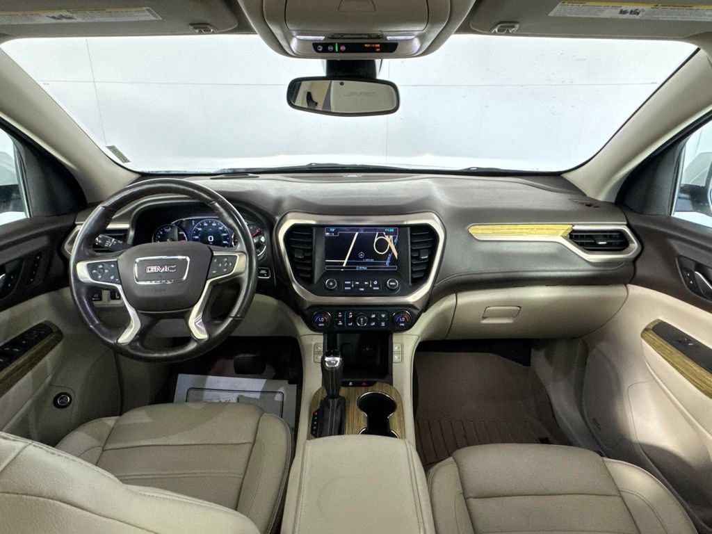Used 2017 GMC Acadia Denali w/ Technology Package AWD/4WD image 41