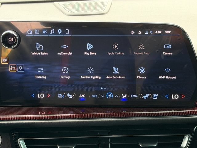 Used 2025 Chevrolet Traverse RS AWD/4WD image 16