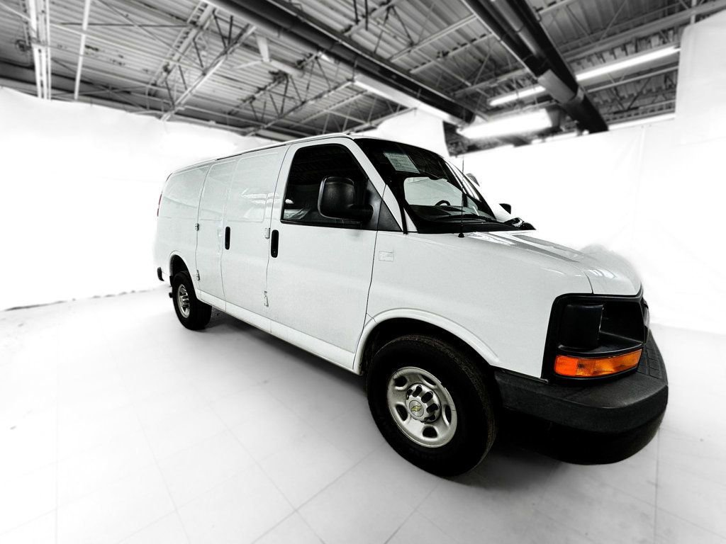 Used 2014 Chevrolet Express 3500 image 7
