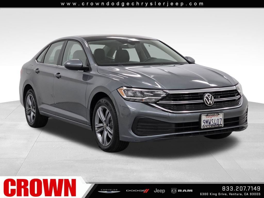 Used 2024 Volkswagen Jetta SE FWD image 1