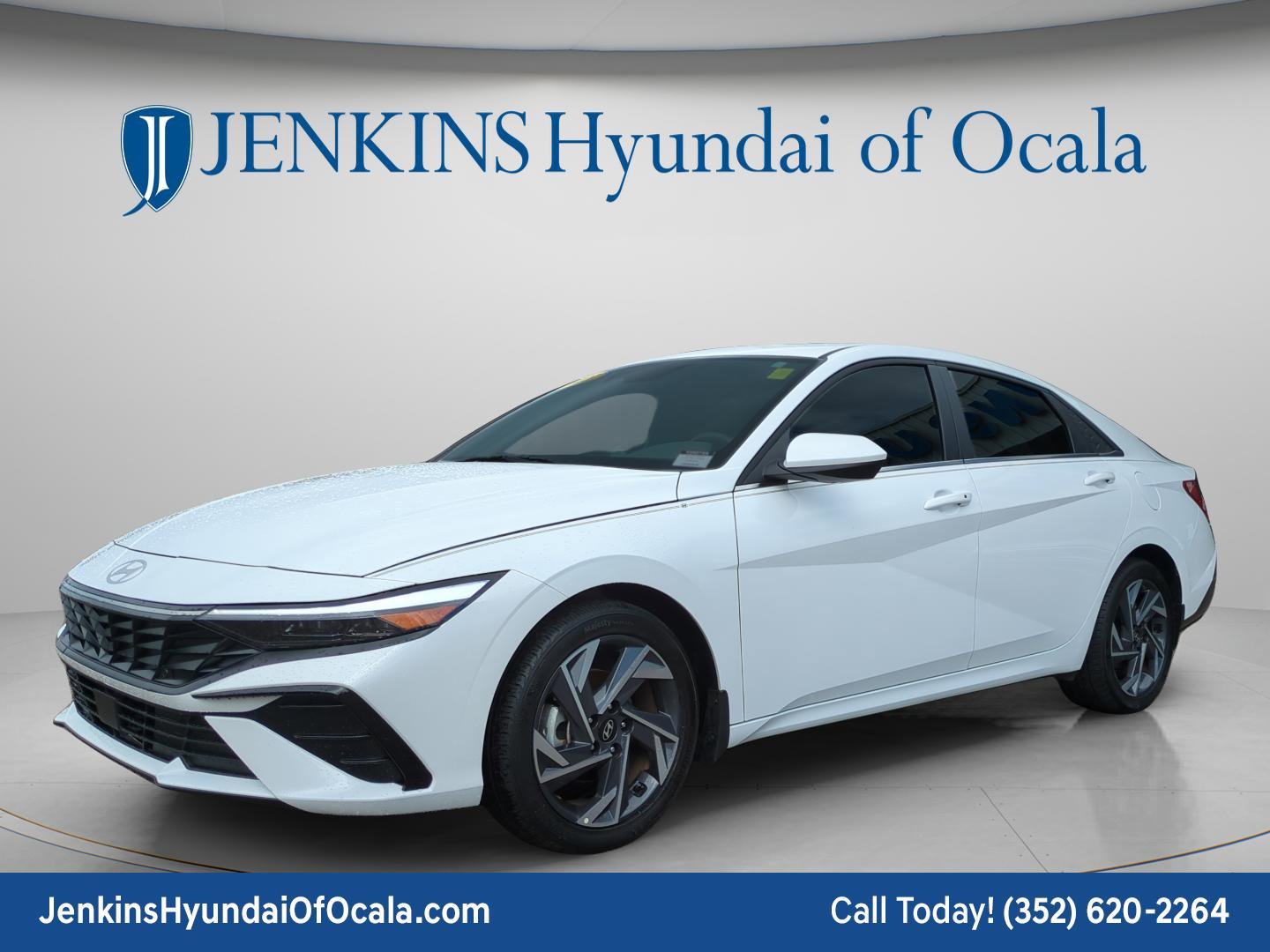 Certified 2025 Hyundai Elantra SEL FWD image 7