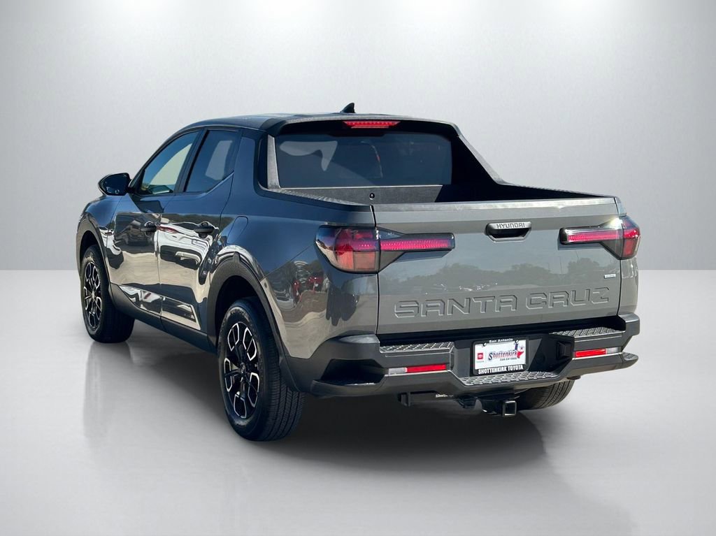 Used 2024 Hyundai Santa Cruz SE AWD/4WD image 7