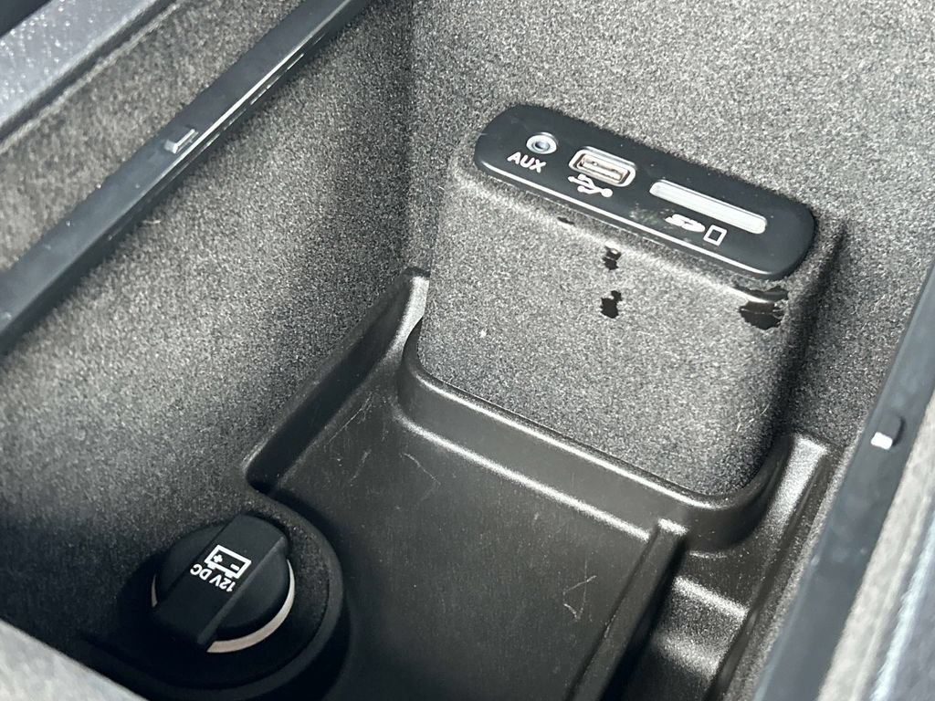 Used 2016 Chrysler 300 S AWD/4WD image 28